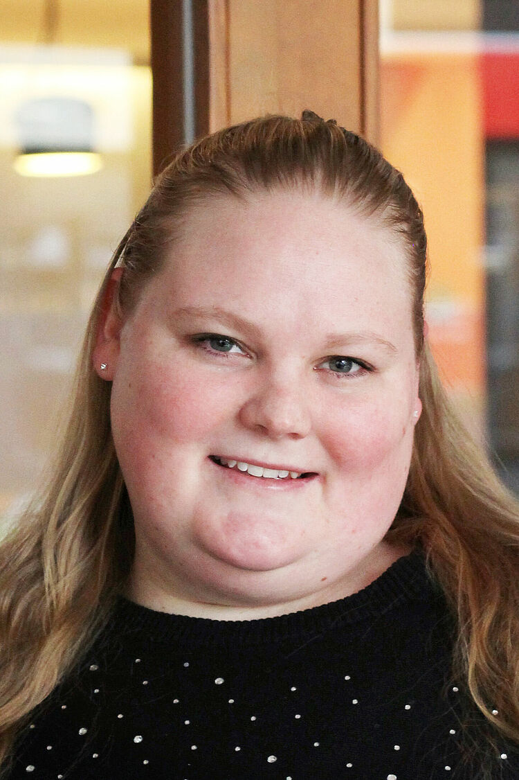 Nina Koslowski Nina Koslowski